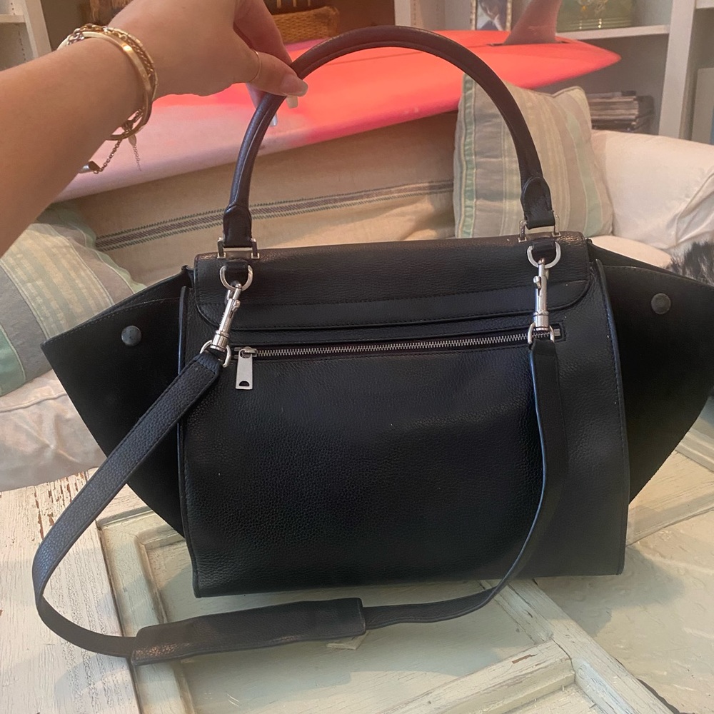 Céline Trapeze Shoulder Bag | Medium - Picture 5 of 11
